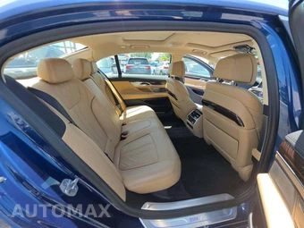 2022 BMW 7 Series Sedan 750i xDrive - miniatura 16