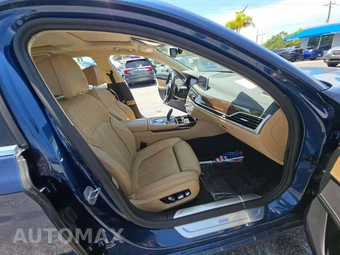2022 BMW 7 Series Sedan 750i xDrive - miniatura 18