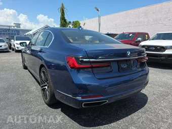 2022 BMW 7 Series Sedan 750i xDrive - miniatura 2