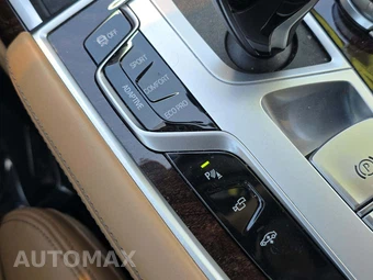 2022 BMW 7 Series Sedan 750i xDrive - miniatura 28