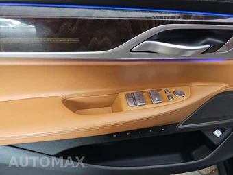 2022 BMW 7 Series Sedan 750i xDrive - miniatura 19