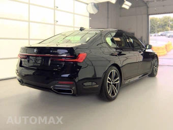 2022 BMW 7 Series Sedan 750i xDrive - miniatura 4