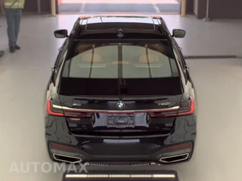 2022 BMW 7 Series Sedan 750i xDrive - miniatura 5