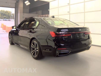 2022 BMW 7 Series Sedan 750i xDrive - miniatura 6