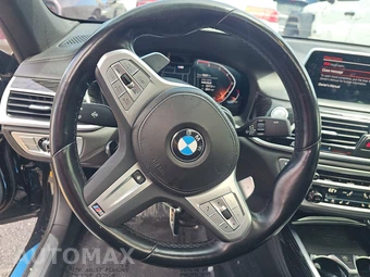 2022 BMW 7 Series Sedan 750i xDrive - miniatura 10