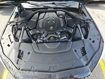 2022 BMW 7 Series Sedan 750i xDrive - miniatura 15