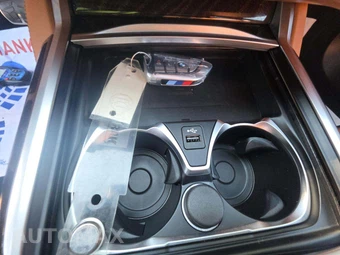 2022 BMW 7 Series Sedan 750i xDrive - miniatura 8
