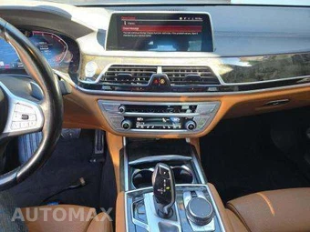 2022 BMW 7 Series Sedan 750Li xDrive - miniatura 10