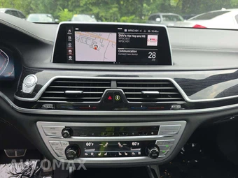 2022 BMW 7 Series Sedan 750Li xDrive - miniatura 10