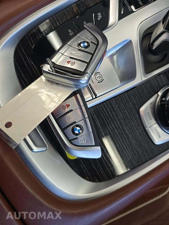 2022 BMW 7 Series Sedan 750Li xDrive - miniatura 8