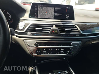 2022 BMW 7 Series Sedan M760i xDrive - miniatura 11