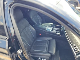 2022 BMW 7 Series Sedan M760i xDrive - miniatura 8