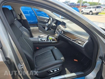 2022 BMW 7 Series Sedan M760i xDrive - miniatura 18