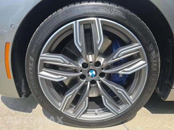 2022 BMW 7 Series Sedan M760i xDrive - miniatura 21