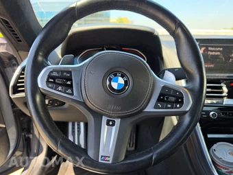 2022 BMW 8 Series Coupe 840i - miniatura 10