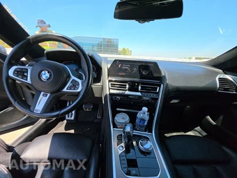 2022 BMW 8 Series Coupe 840i - miniatura 11