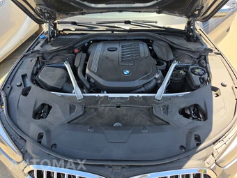 2022 BMW 8 Series Coupe 840i - miniatura 16
