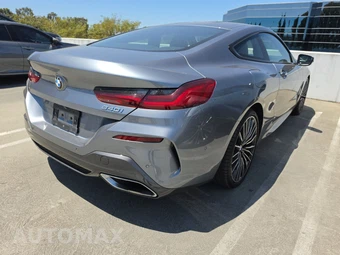2022 BMW 8 Series Coupe 840i - miniatura 4