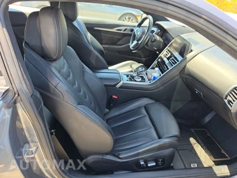 2022 BMW 8 Series Coupe 840i - miniatura 8