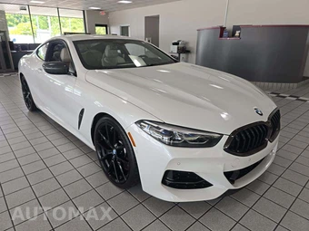 2022 BMW 8 Series Coupe M850i xDrive - miniatura 4