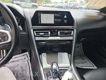 2022 BMW 8 Series Coupe M850i xDrive - miniatura 10