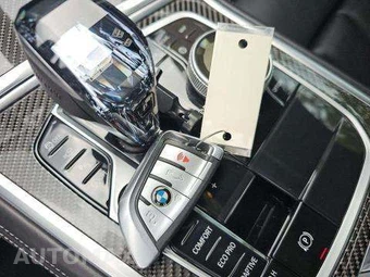 2022 BMW 8 Series Coupe M850i xDrive - miniatura 8