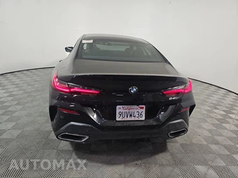 2022 BMW 8 Series Gran Coupe 840i Sedan M SPORT LINE - miniatura 5