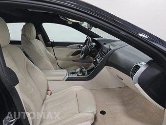 2022 BMW 8 Series Gran Coupe 840i xDrive Sedan - miniatura 8