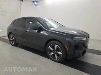 2022 BMW iX Sports Activity Vehicle xDrive50 - miniatura 3