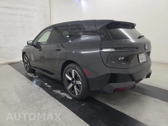 2022 BMW iX Sports Activity Vehicle xDrive50 - miniatura 6