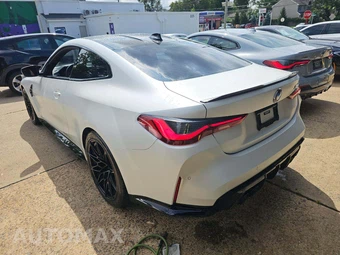 2022 BMW M4 Coupe Competition xDrive - miniatura 2