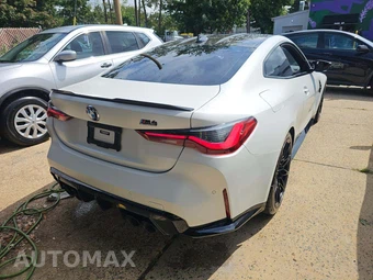 2022 BMW M4 Coupe Competition xDrive - miniatura 3