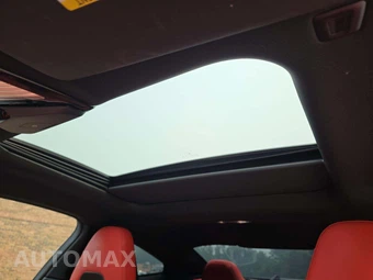 2022 BMW M4 Coupe Competition xDrive - miniatura 8
