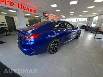 2022 BMW M8 Gran Coupe Competition Sedan - miniatura 3