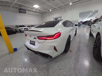 2022 BMW M8 Gran Coupe Competition Sedan – miniatura 3