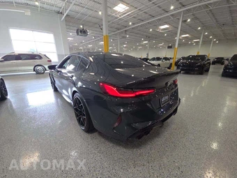 2022 BMW M8 Gran Coupe Competition Sedan - miniatura 2
