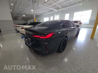 2022 BMW M8 Gran Coupe Competition Sedan - miniatura 3