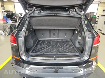 2022 BMW X1 Sports Activity Vehicle xDrive28i M SPORT LINE - miniatura 16