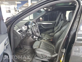 2022 BMW X1 Sports Activity Vehicle xDrive28i M SPORT LINE - miniatura 7