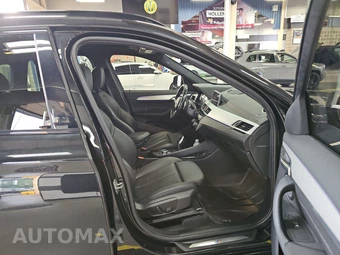 2022 BMW X1 Sports Activity Vehicle xDrive28i M SPORT LINE - miniatura 8