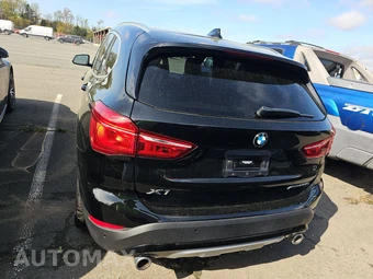 2022 BMW X1 Sports Activity Vehicle xDrive28i - miniatura 5