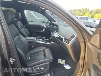 2022 BMW X5 Sports Activity Vehicle M50i - miniatura 8