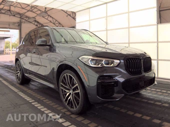 2022 BMW X5 Sports Activity Vehicle M50i - miniatura 3