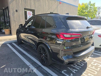 2022 BMW X5 Sports Activity Vehicle M50i - miniatura 2