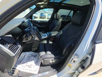 2022 BMW X5 Sports Activity Vehicle xDrive45e M SPORT LINE - miniatura 3