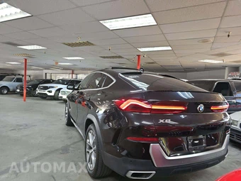 2022 BMW X6 Sports Activity Coupe xDrive40i - miniatura 2