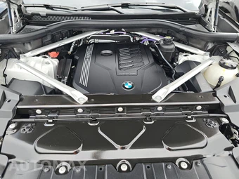 2022 BMW X6 Sports Activity Coupe xDrive40i M SPORT LINE - miniatura 15