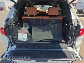2022 BMW X7 Sports Activity Vehicle ALPINA XB7 - miniatura 15