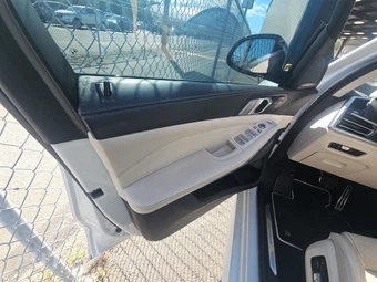 2022 BMW X7 Sports Activity Vehicle ALPINA XB7 - miniatura 9