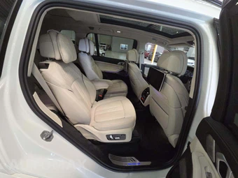 2022 BMW X7 Sports Activity Vehicle ALPINA XB7 - miniatura 17